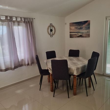 Juric Apartments Biograd Na Moru Luaran gambar